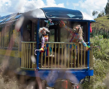 show on the train from Ollantaytambo to Machu Picchu